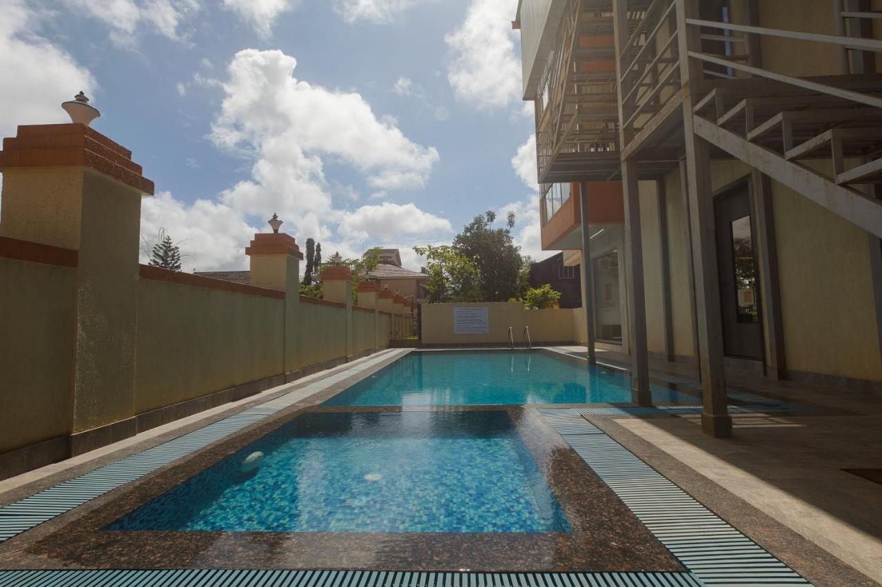 City Palace Resort Лонавала Экстерьер фото