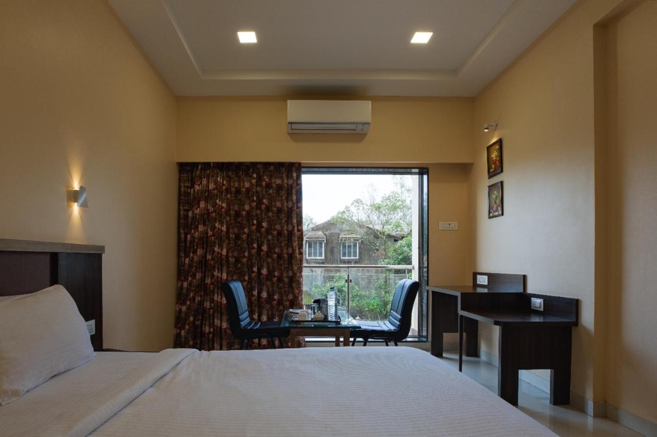 City Palace Resort Лонавала Экстерьер фото